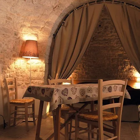Casa Vacanze Piazzetta XI Febbraio Alberobello Zimmer foto